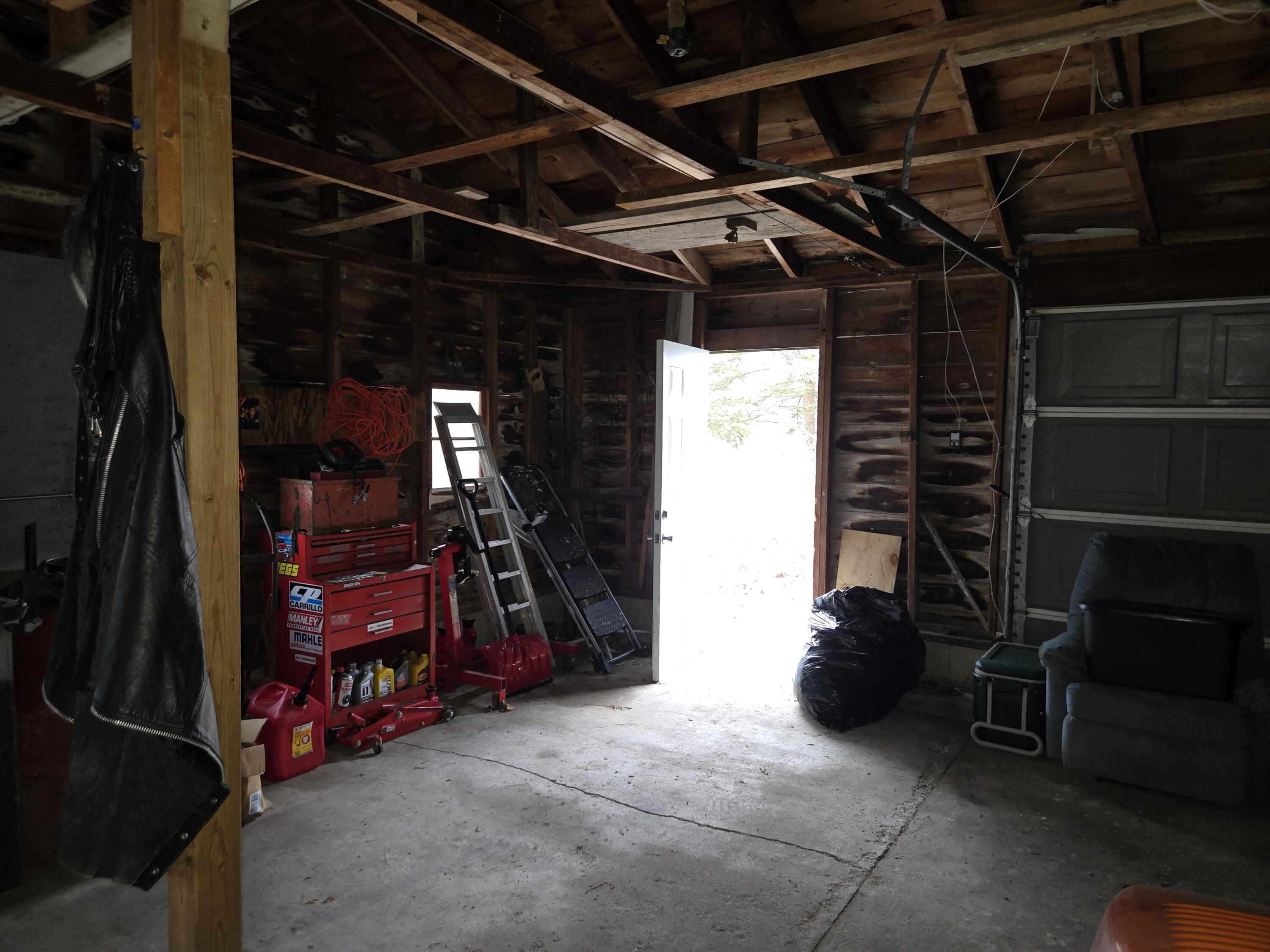 8662 South Stoney Lake Road Jackson, MI 49201 - Photo 51 of 59 20260107_114619