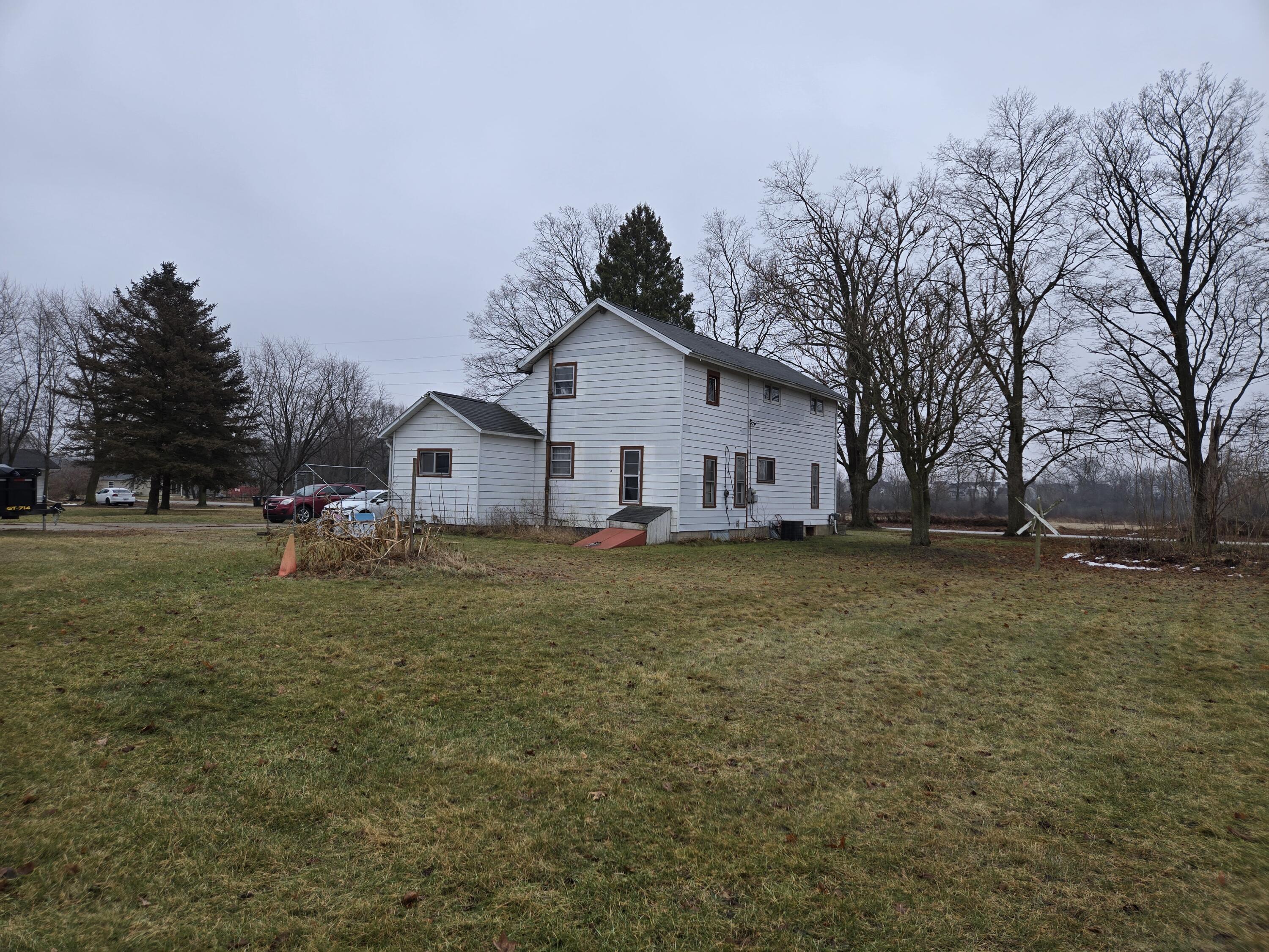 8662 South Stoney Lake Road Jackson, MI 49201 - Photo 7 of 59 20260107_111953