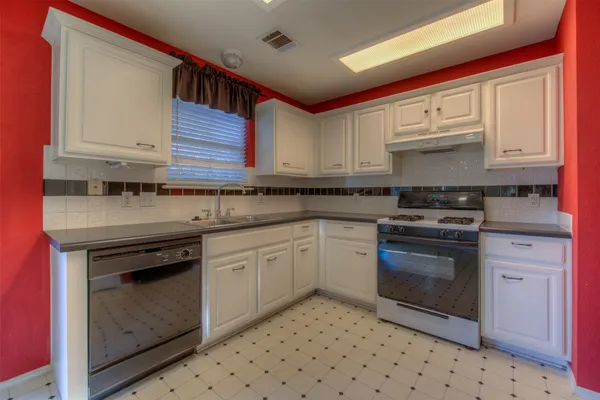 $2,095 | 13500 Dulles Avenue, Austin, TX 78729
