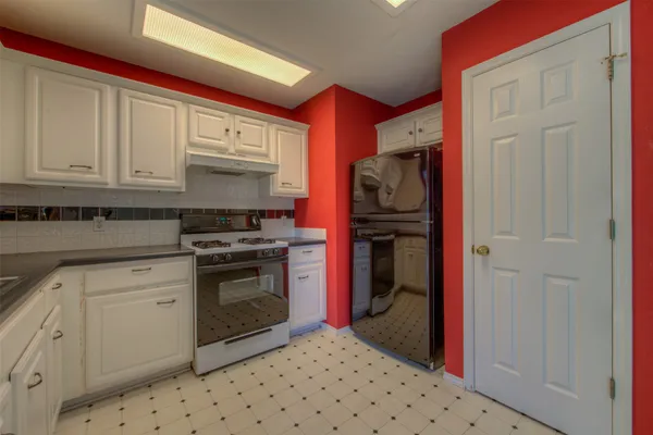 $2,095 | 13500 Dulles Avenue, Austin, TX 78729