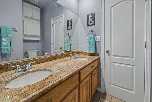 $598,500 | 554 Shadow Willow Drive, El Paso, TX 79922