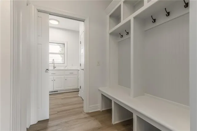 $899,000 | 4215 Greystone Drive, St. Joseph, MO 64505