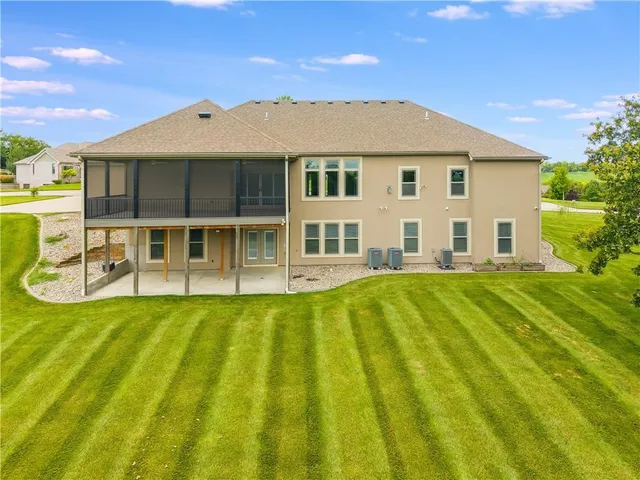 $899,000 | 4215 Greystone Drive, St. Joseph, MO 64505