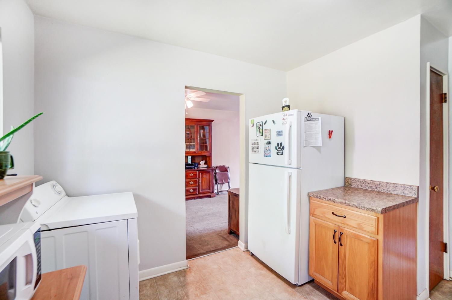 11459 Kenn Road Forest Park, OH 45240 - Photo 12 of 27