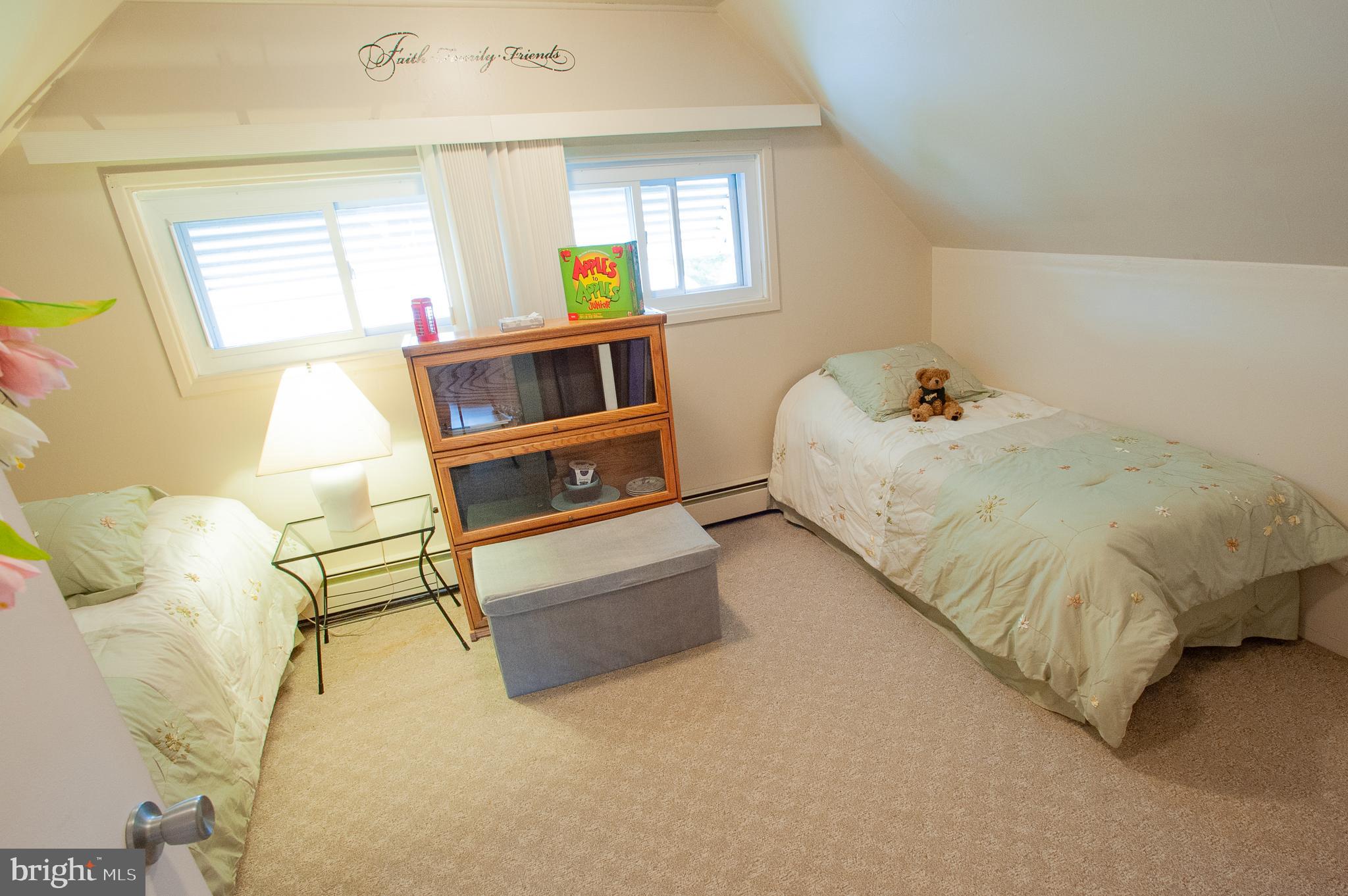 48 Conifer Road Levittown, PA 19057 - Photo 29 of 31