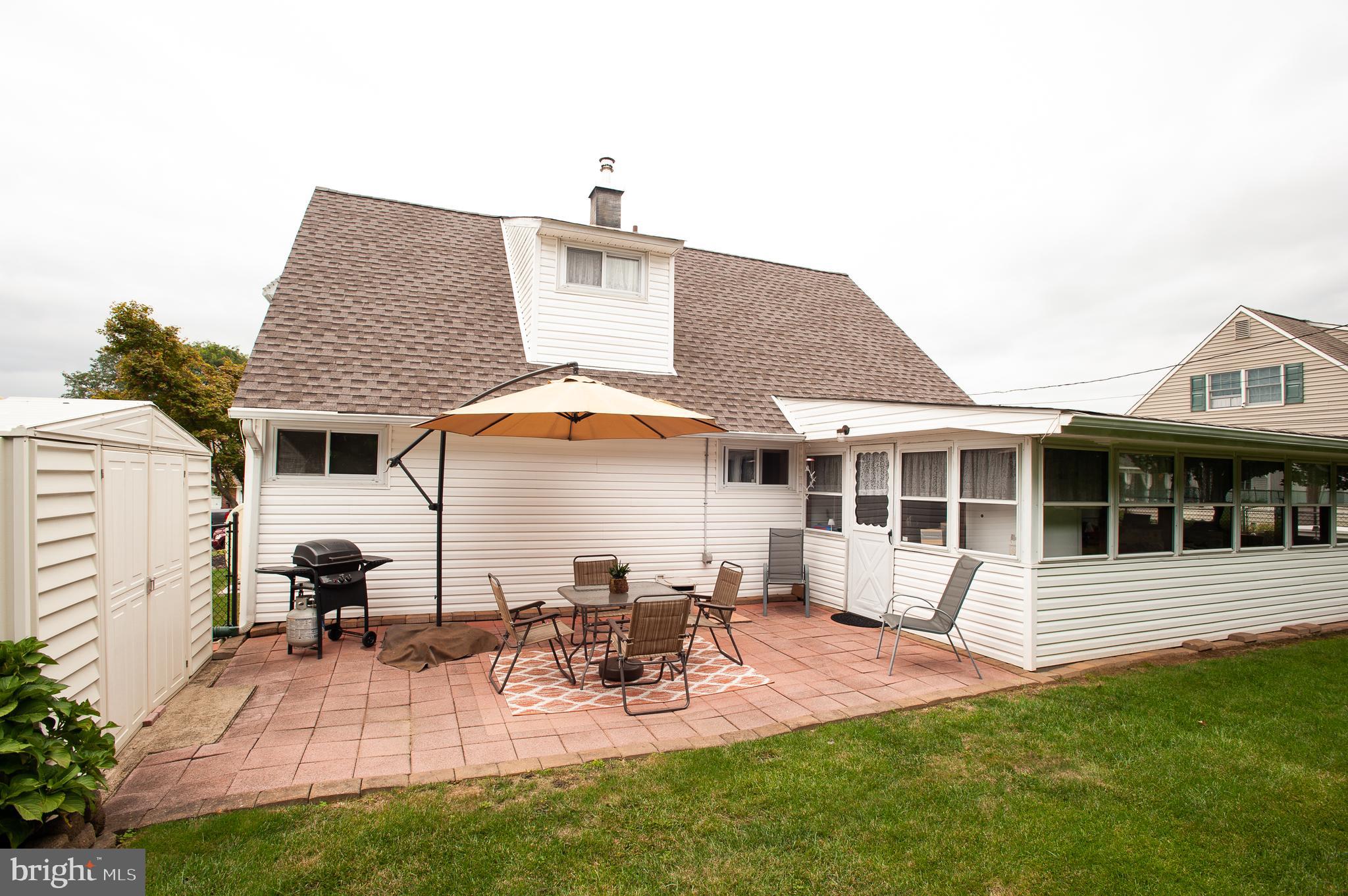 48 Conifer Road Levittown, PA 19057 - Photo 6 of 31