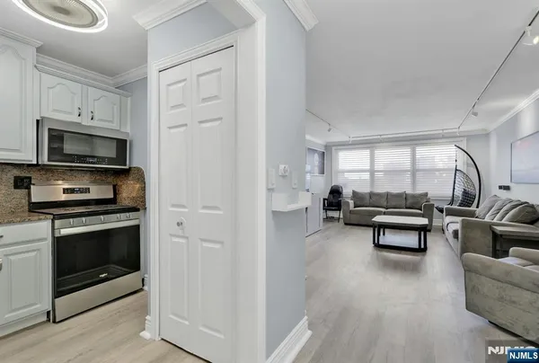 $360,000 | 2000 Linwood Avenue, Unit 4P, Fort Lee, NJ 07024
