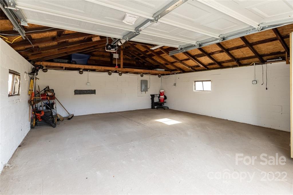 60 Shiloh Road Asheville, NC 28803 - Photo 11 of 13 a view of empty room