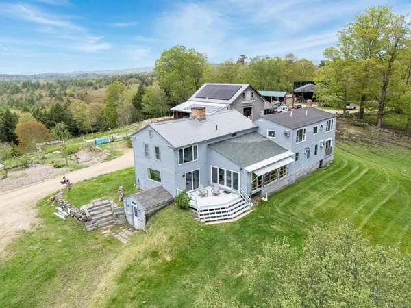 $2,400,000 | 55-56 Whitehouse Road, Loudon, NH 03307