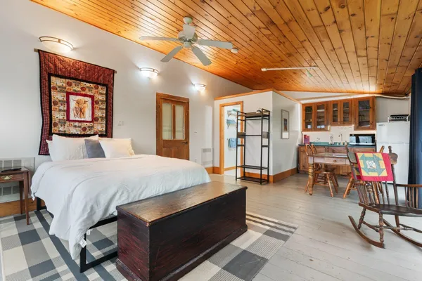 $2,400,000 | 55-56 Whitehouse Road, Loudon, NH 03307