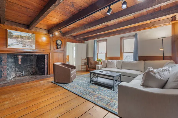 $2,400,000 | 55-56 Whitehouse Road, Loudon, NH 03307