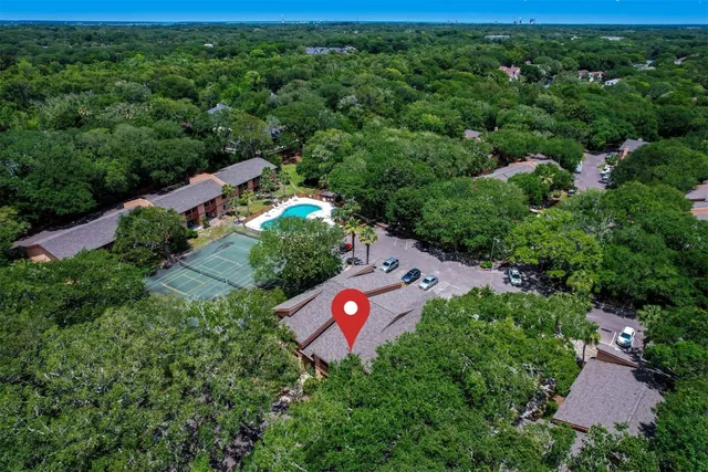 $299,000 | 2700 Mizell Avenue, Unit 203B, Fernandina Beach, FL 32034