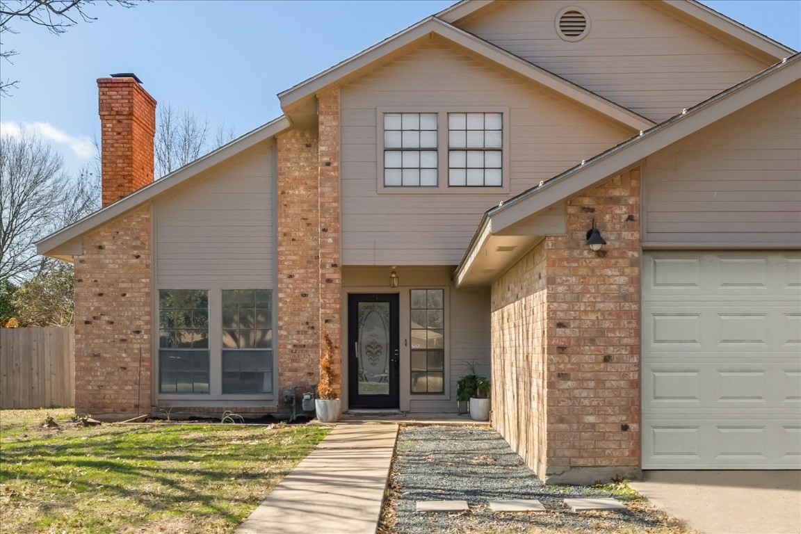 422 Connolly Circle Lockhart, TX 78644 - Photo 2 of 35