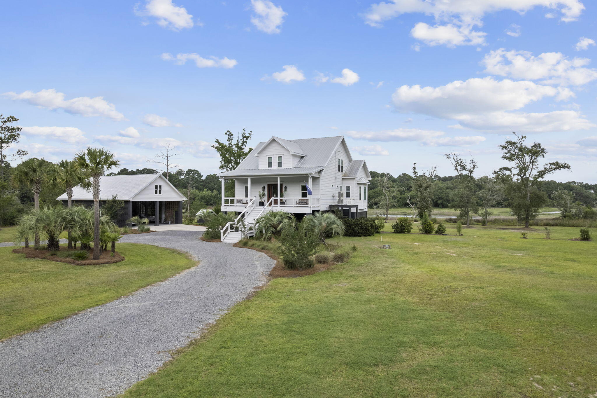 660 Broadmarsh Road McClellanville, SC 29458 - Photo 6 of 57 Exterior-5