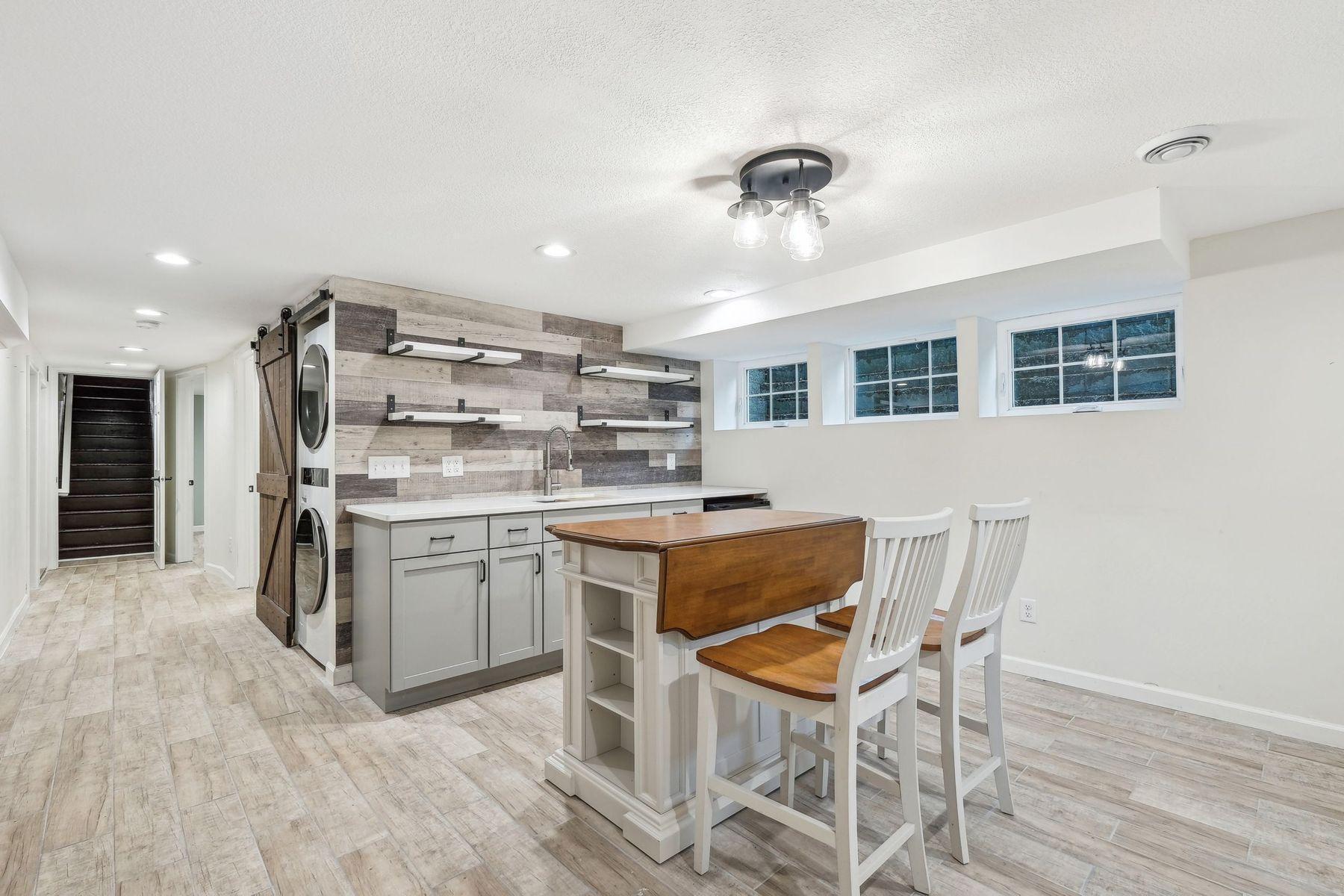 5078 Vine Hill Road Deephaven, MN 55331 - Photo 14 of 25