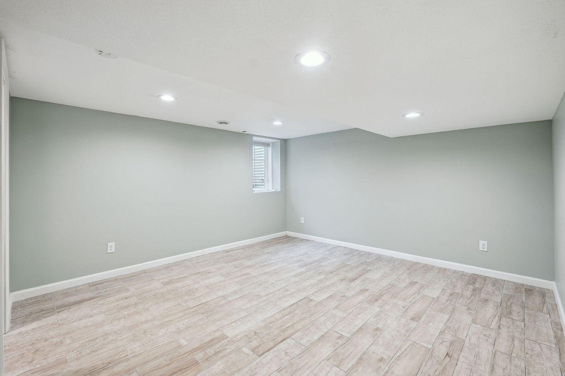 5078 Vine Hill Road Deephaven, MN 55331 - Photo 16 of 25