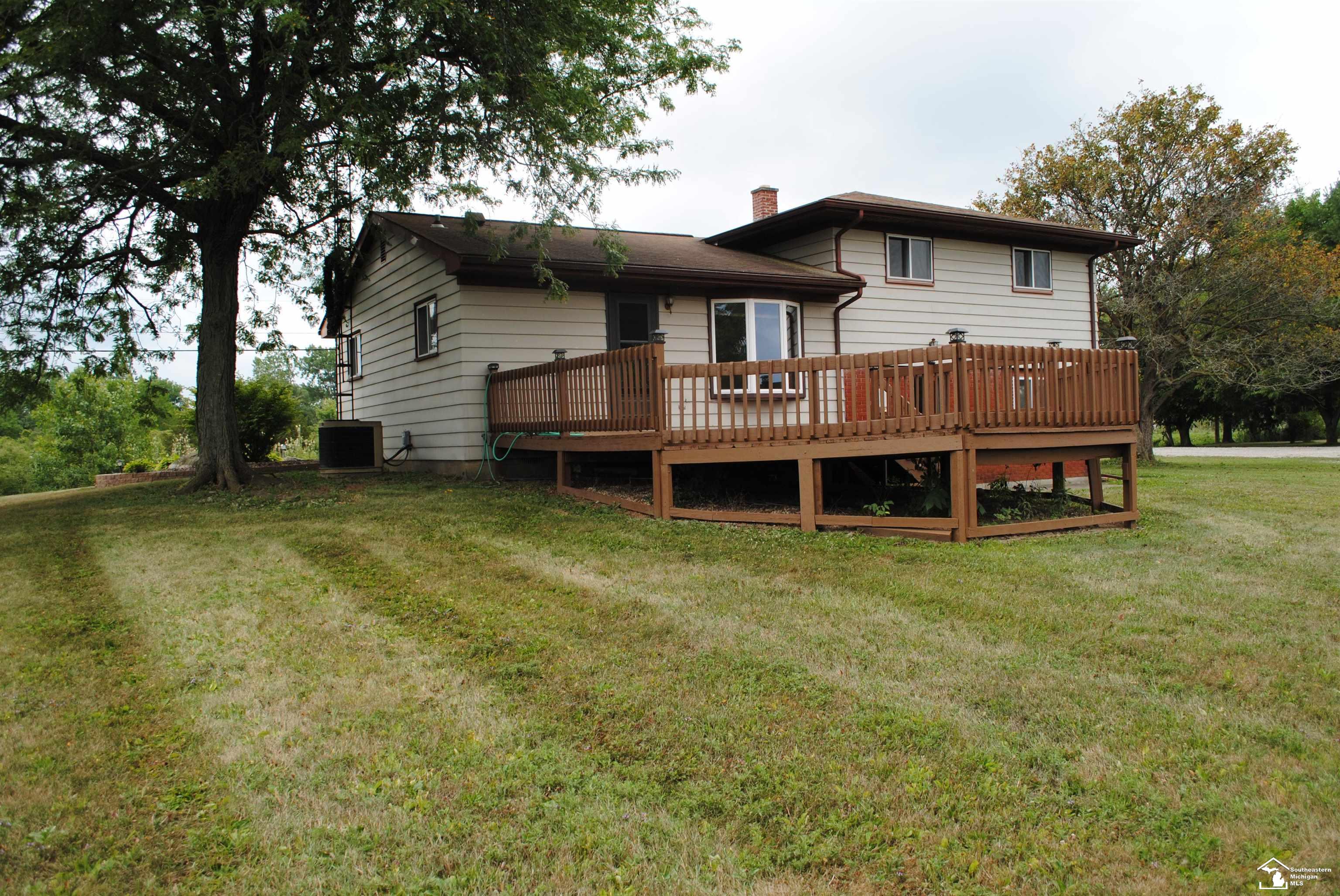 1235 Newport Road Carleton, MI 48117 - Photo 35 of 41
