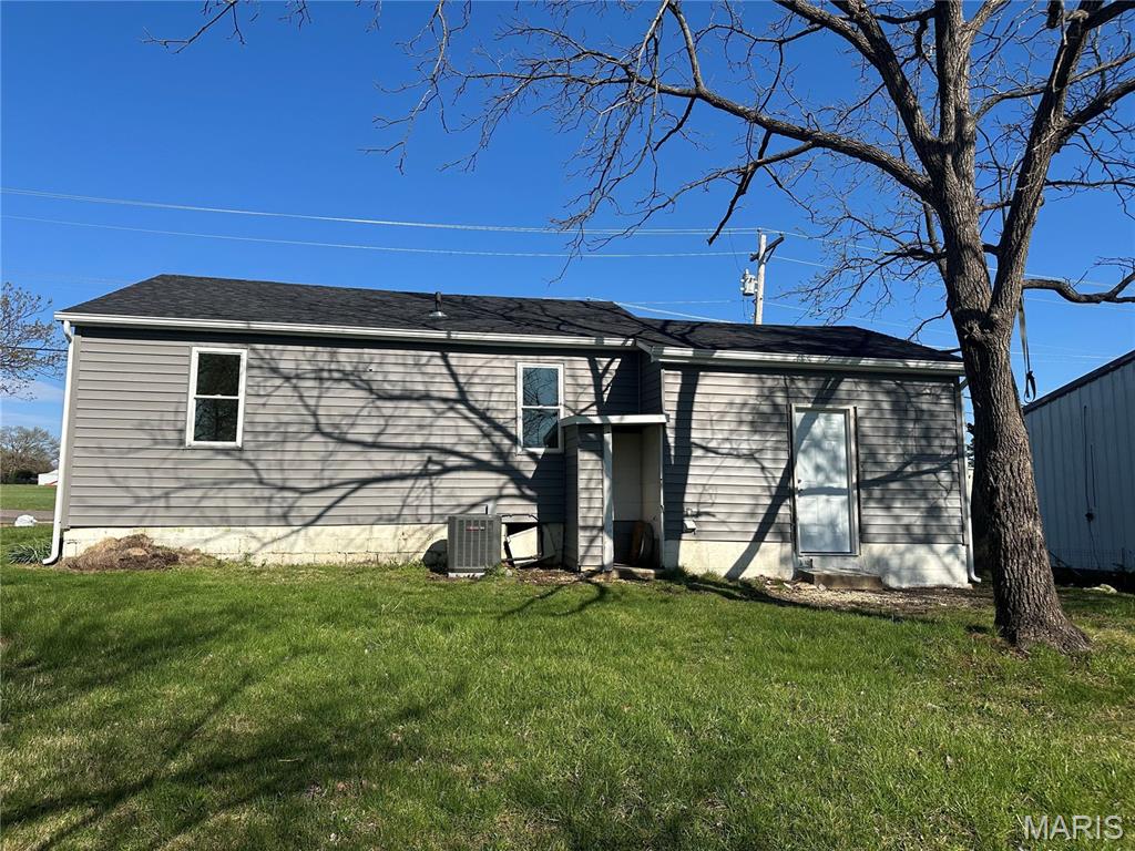 549 North Mansion Street Sullivan, MO 63080 - Photo 17 of 19