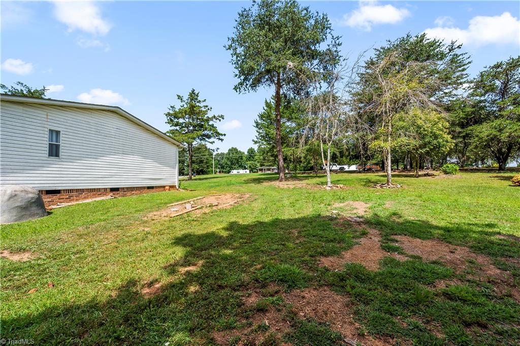 1024 North Ridge Road Yadkinville, NC 27055 - Photo 27 of 30 Gallery Image 27