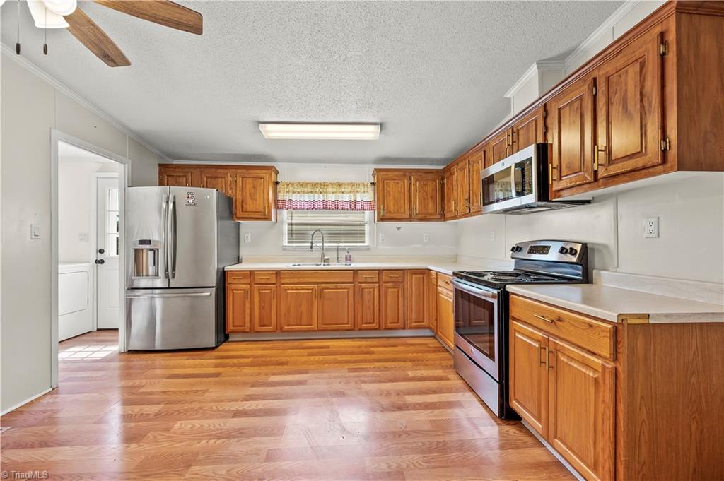 1024 North Ridge Road Yadkinville, NC 27055 - Photo 6 of 30 Gallery Image 6