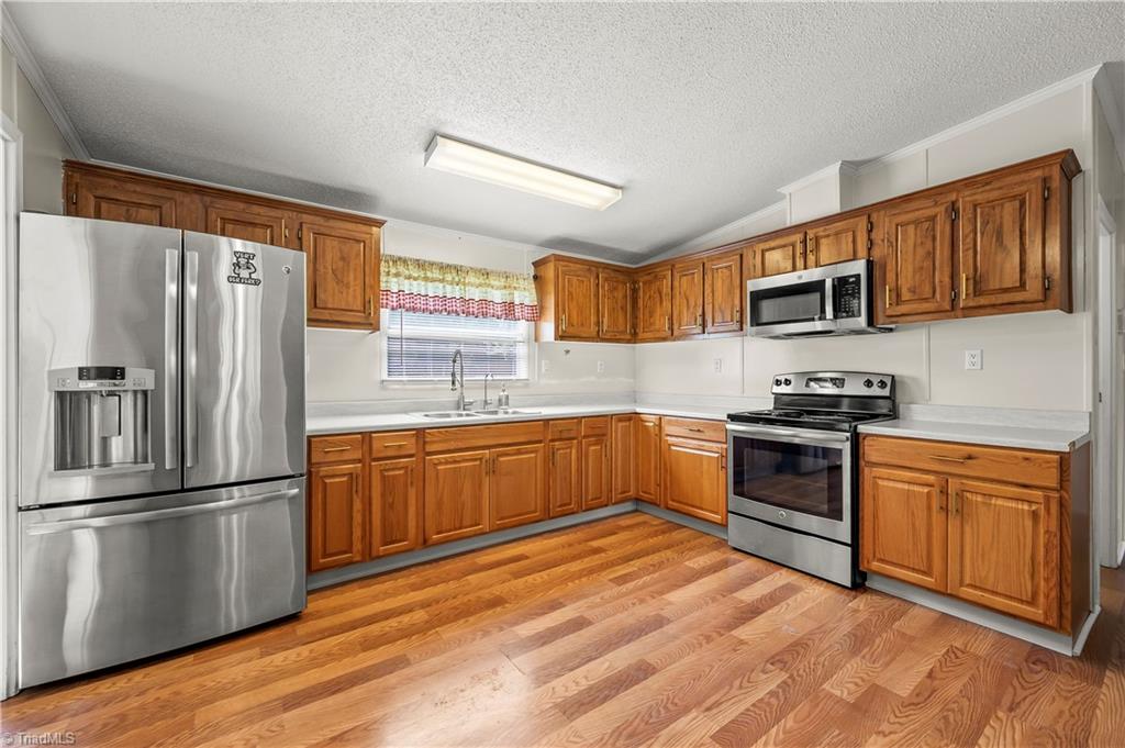 1024 North Ridge Road Yadkinville, NC 27055 - Photo 7 of 30 Gallery Image 7