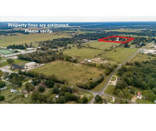 $650,000 | 834 East, Liberty, TX 77575