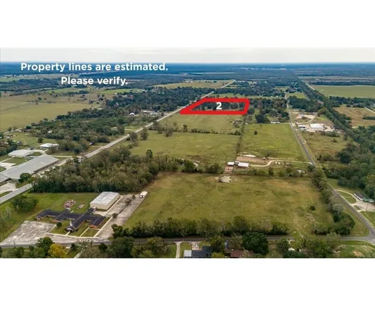 $650,000 | 834 East, Liberty, TX 77575