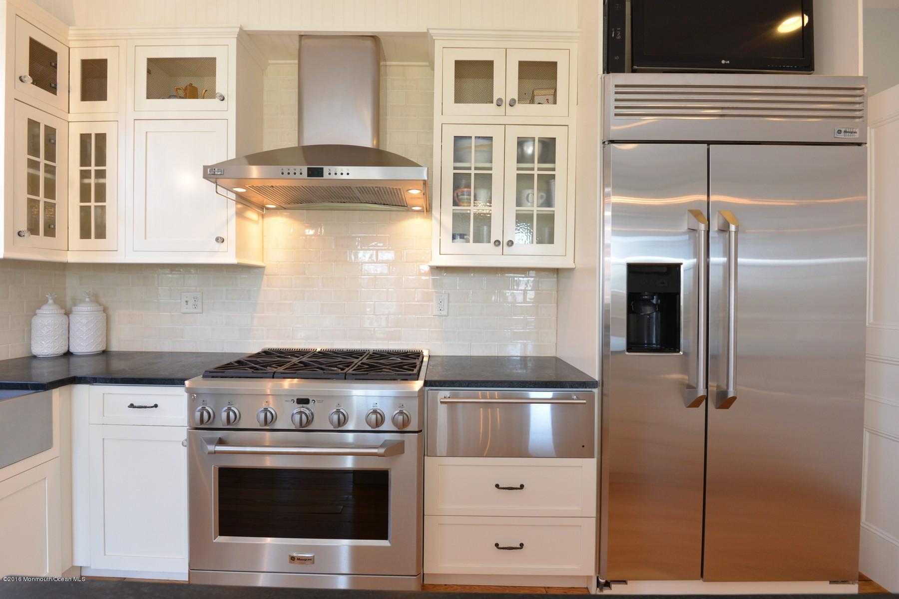 35 Rumson Road Rumson, NJ 07760 - Photo 17 of 49 KITCH 5