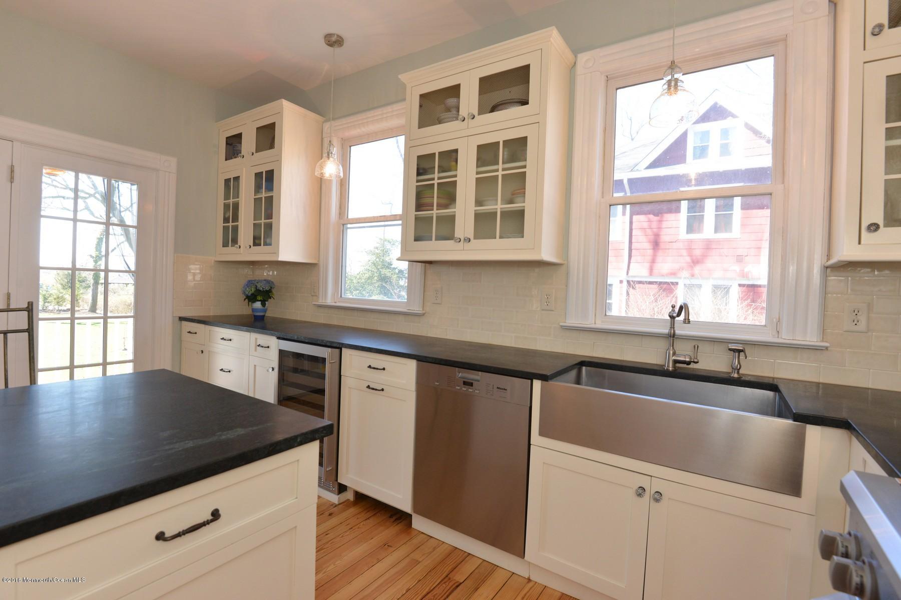 35 Rumson Road Rumson, NJ 07760 - Photo 18 of 49 KITCH 4