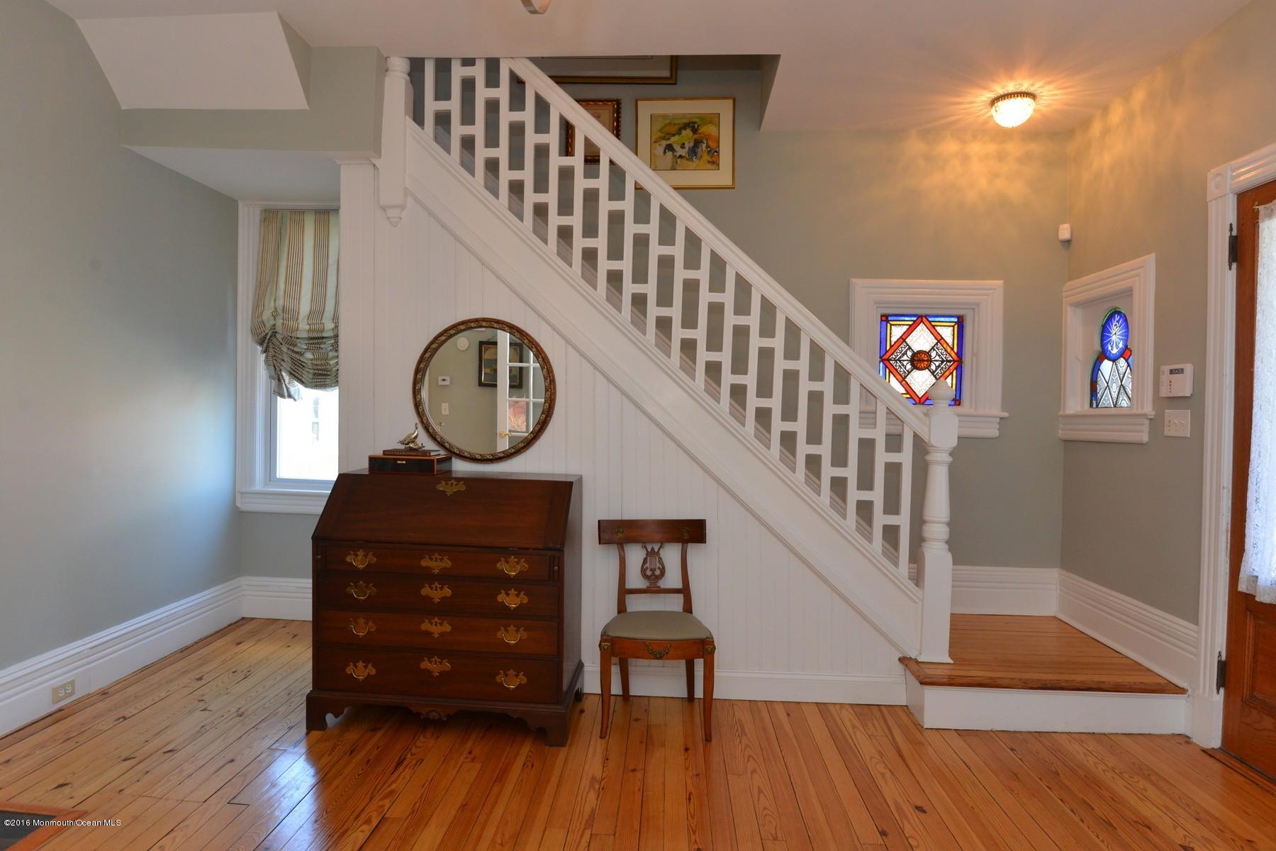 35 Rumson Road Rumson, NJ 07760 - Photo 8 of 49 ENTRY