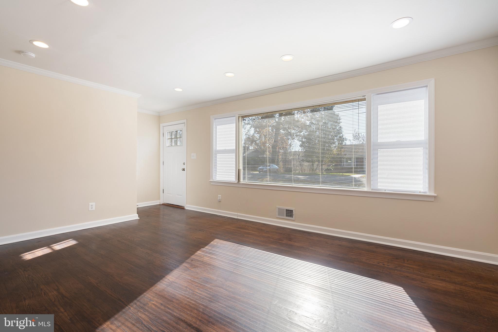 1028 Broadview Road Fort Washington, MD 20744 - Photo 2 of 30