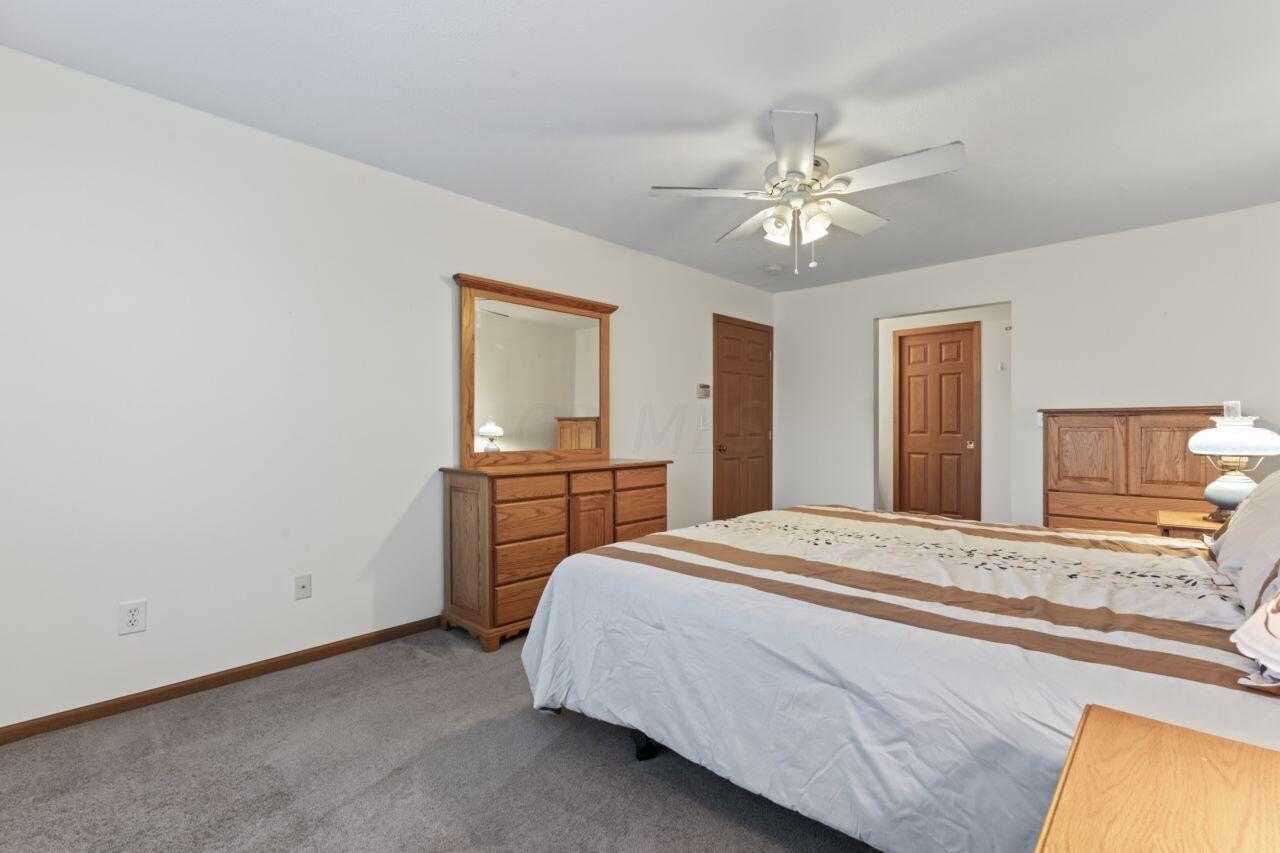 279 Goose Pond Road, Unit C Newark, OH 43055 - Photo 12 of 25 Primary Bedroom