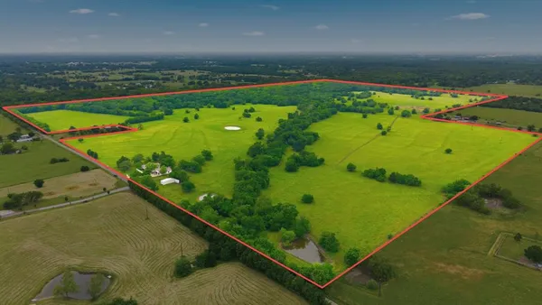 $1,950,000 | 7635 County Road 4209, Campbell, TX 75422