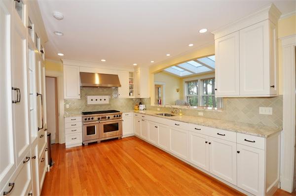 64 Spooner Road Brookline, MA 02467 - Photo 5 of 24