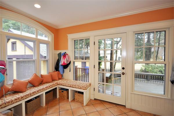 64 Spooner Road Brookline, MA 02467 - Photo 9 of 24