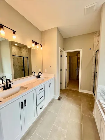 $551,400 | 1909 Longview Drive, Liberty, MO 64068