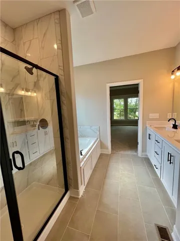 $551,400 | 1909 Longview Drive, Liberty, MO 64068