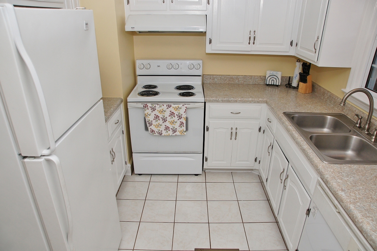 1922 Langdon Road Southwest Roanoke, VA 24015 - Photo 11 of 37 dsc04046