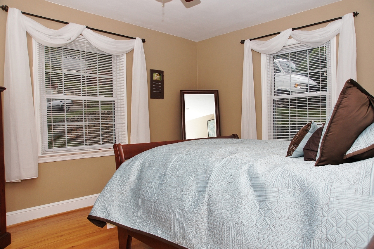 1922 Langdon Road Southwest Roanoke, VA 24015 - Photo 15 of 37 dsc04057