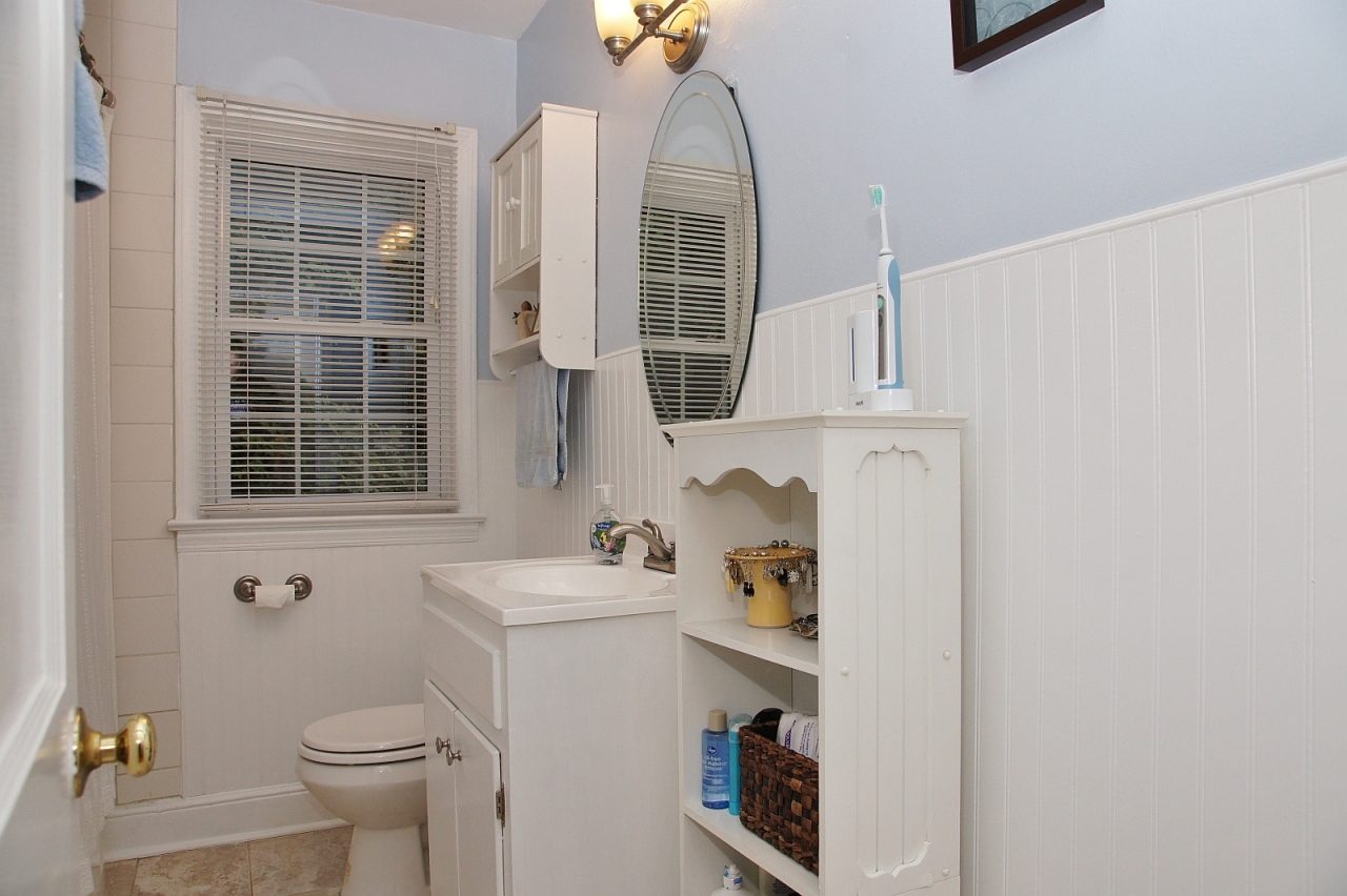 1922 Langdon Road Southwest Roanoke, VA 24015 - Photo 18 of 37 dsc04065