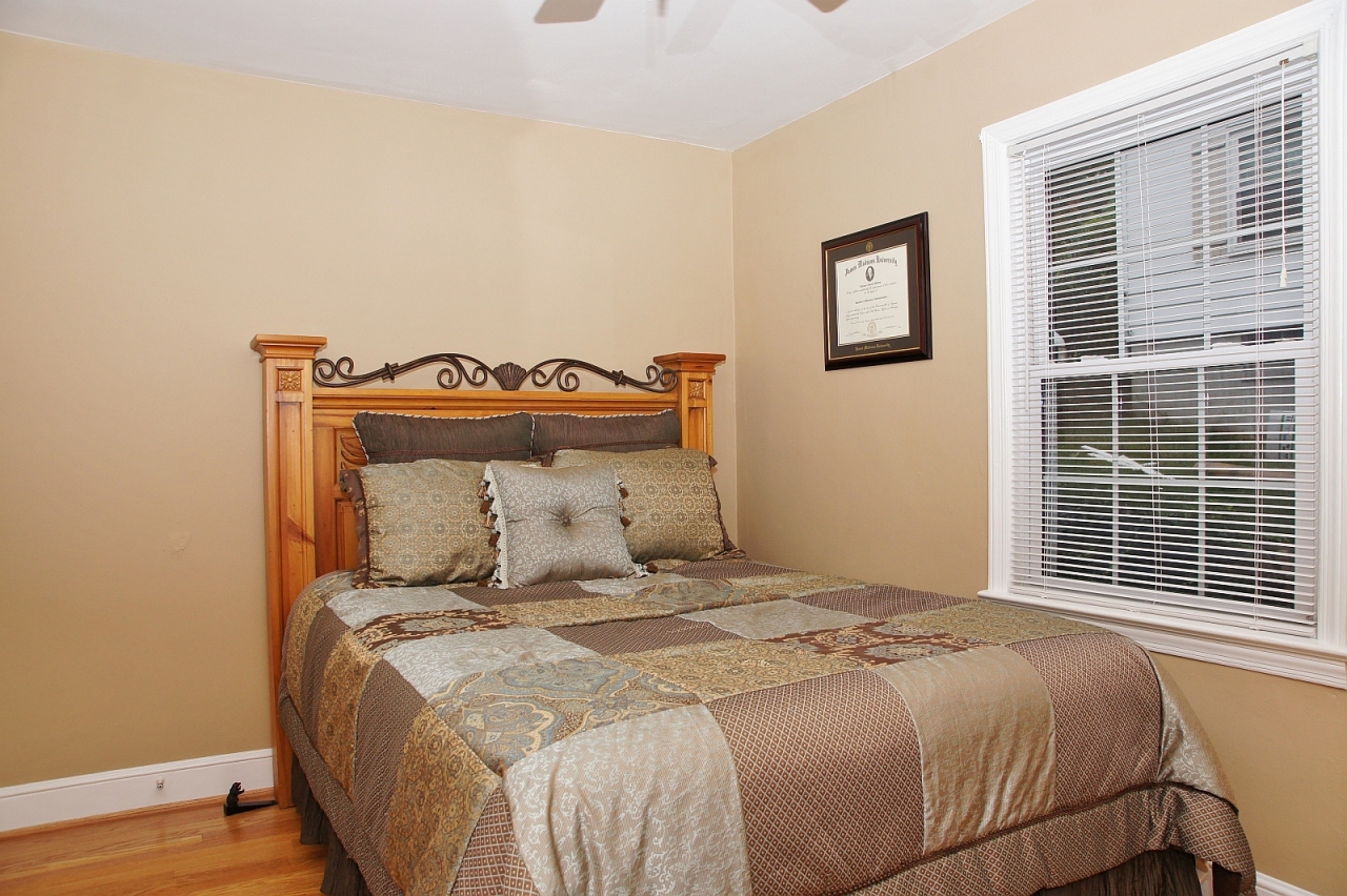 1922 Langdon Road Southwest Roanoke, VA 24015 - Photo 21 of 37 dsc04069