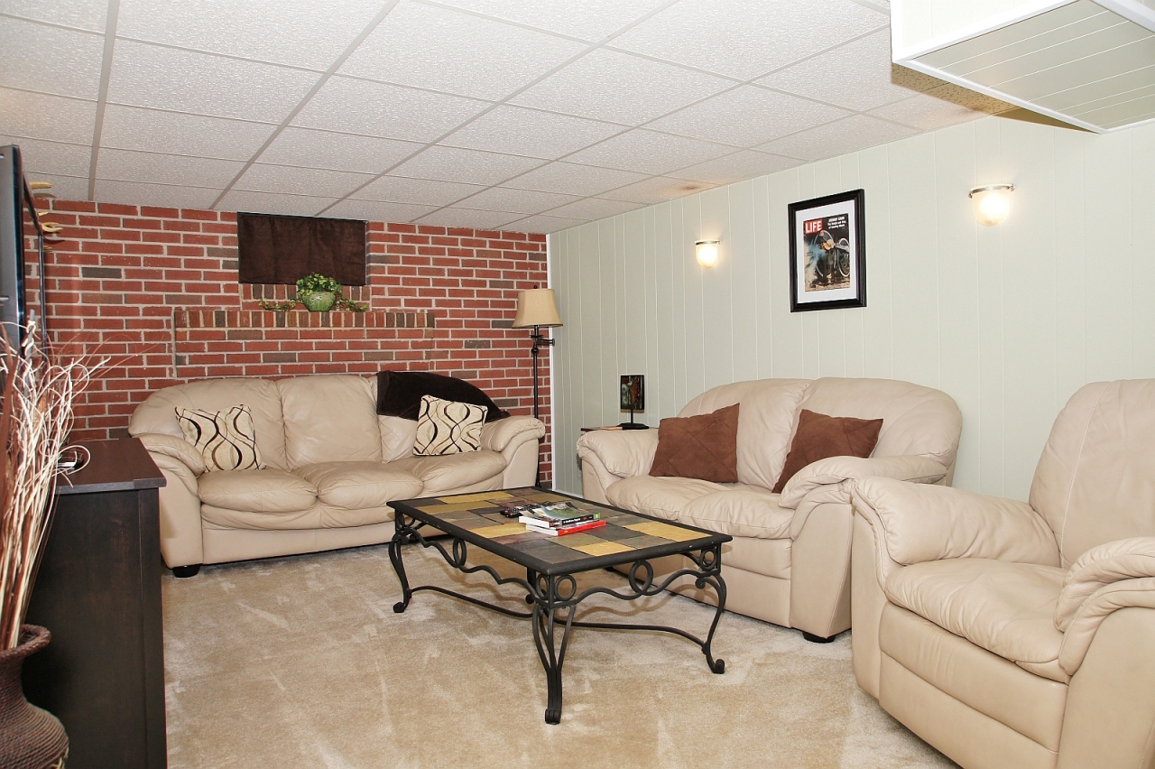 1922 Langdon Road Southwest Roanoke, VA 24015 - Photo 26 of 37 dsc04086