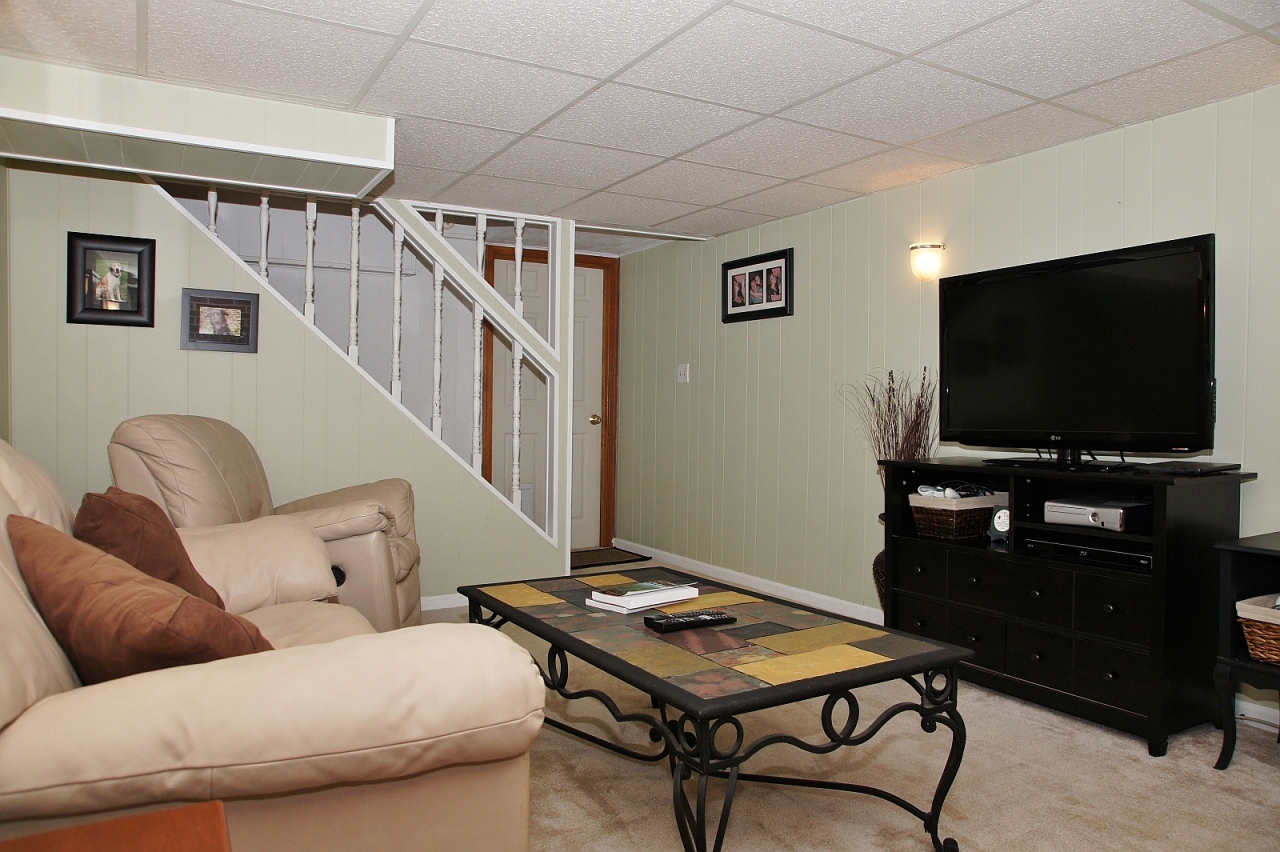 1922 Langdon Road Southwest Roanoke, VA 24015 - Photo 27 of 37 dsc04088