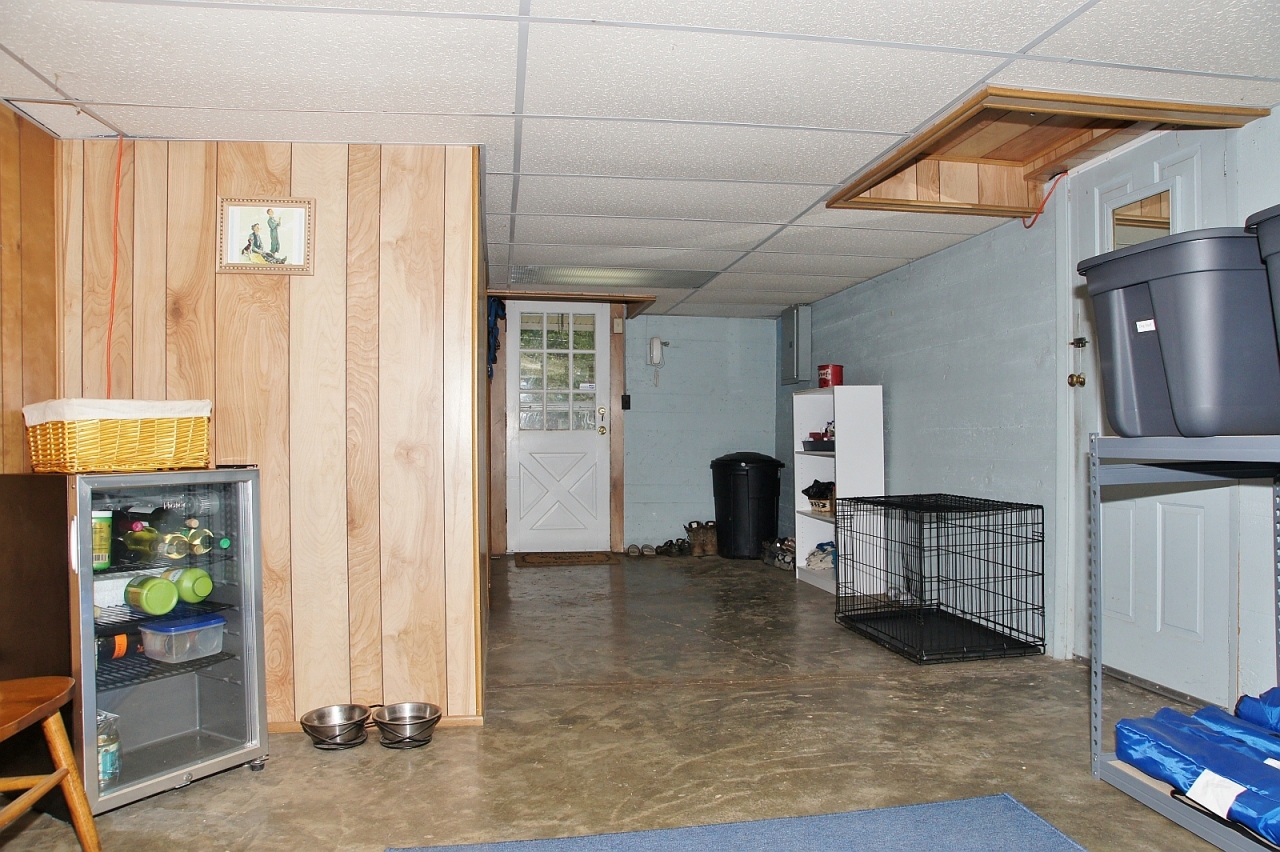 1922 Langdon Road Southwest Roanoke, VA 24015 - Photo 29 of 37 dsc04101