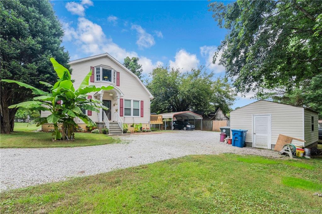 811 Bringle Ferry Road Salisbury, NC 28144 - Photo 4 of 33 Gallery Image 4