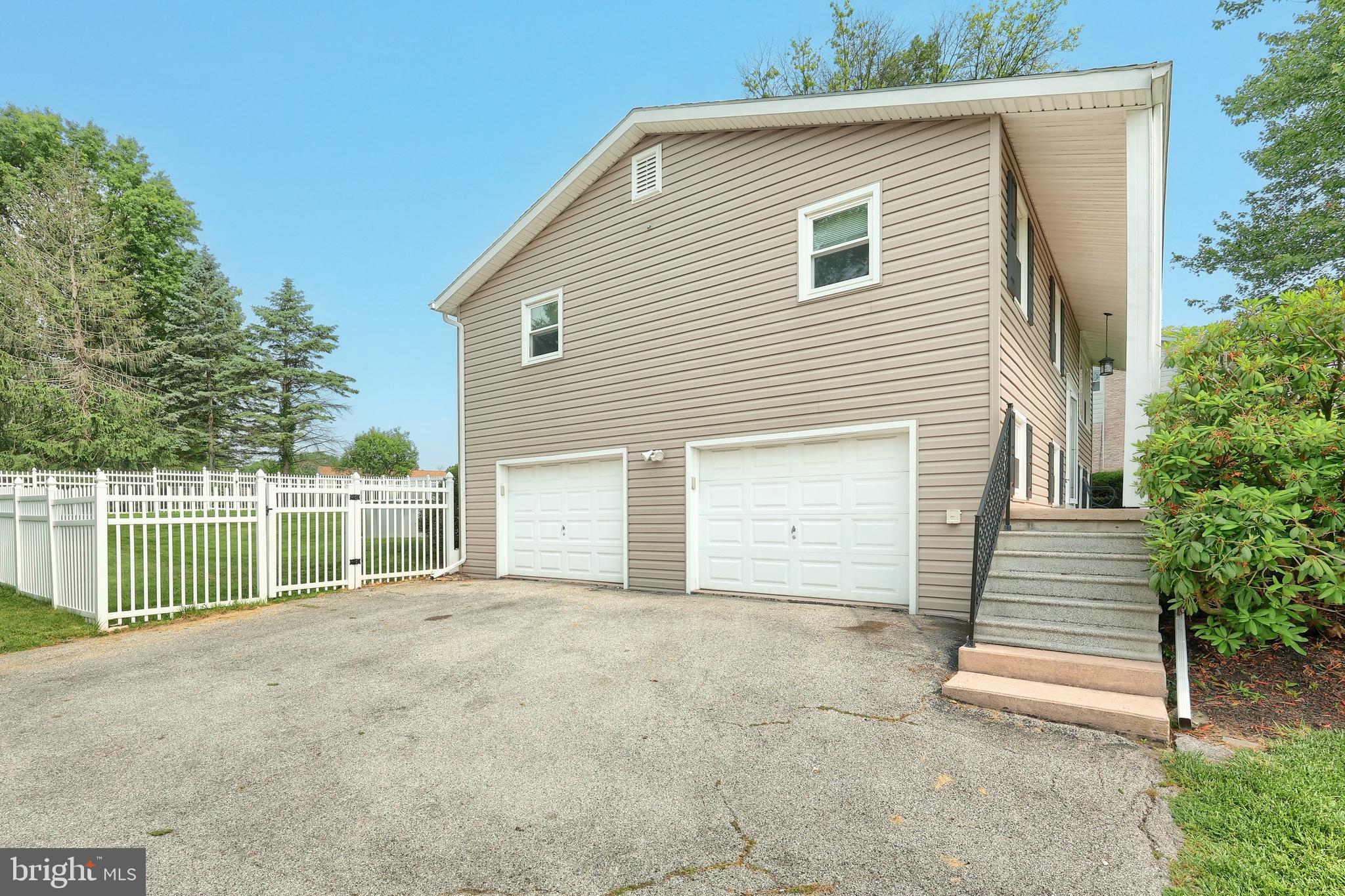 486 Highland Road Red Lion, PA 17356 - Photo 4 of 44 Gallery Image 4