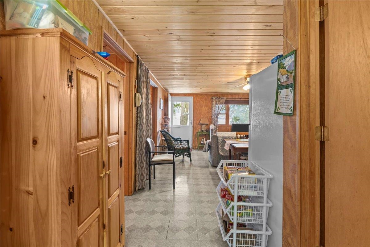 306 Hammond Shore Road Franklin, VT 05457 - Photo 16 of 57
