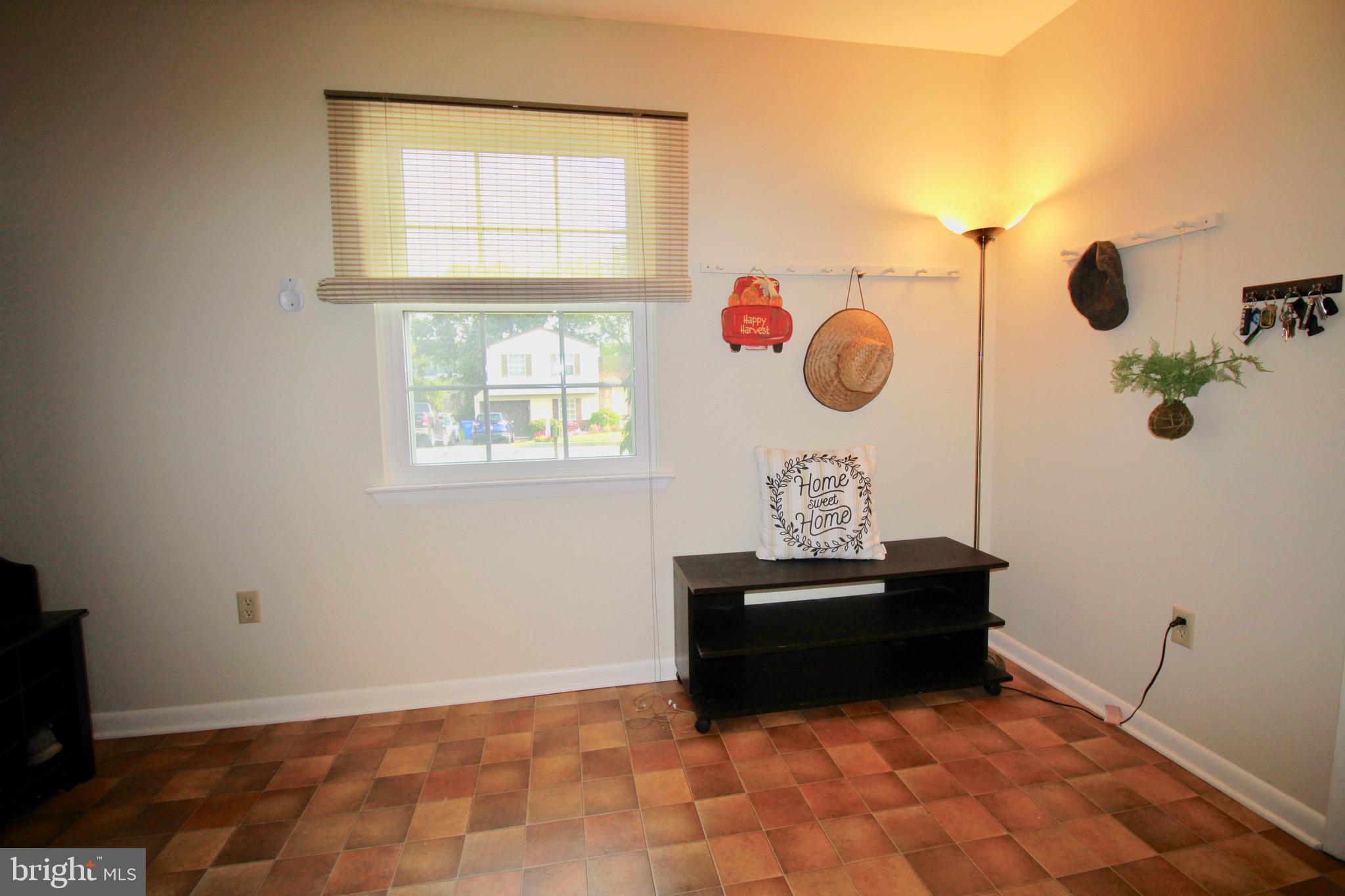 5166 Erie Road Harrisburg, PA 17111 - Photo 16 of 33 Gallery Image 16