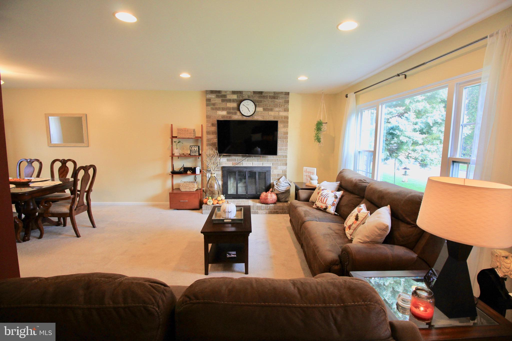 5166 Erie Road Harrisburg, PA 17111 - Photo 3 of 33 Gallery Image 3