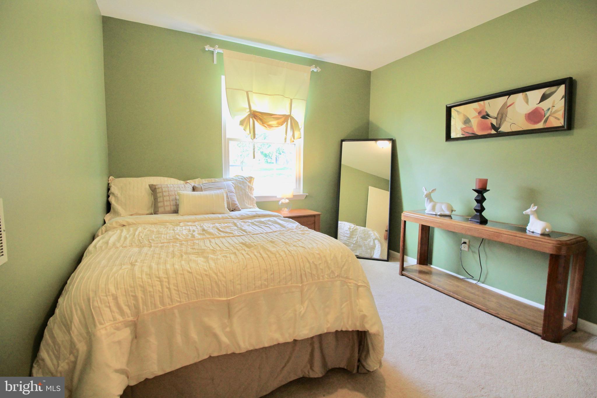 5166 Erie Road Harrisburg, PA 17111 - Photo 22 of 33 Gallery Image 22